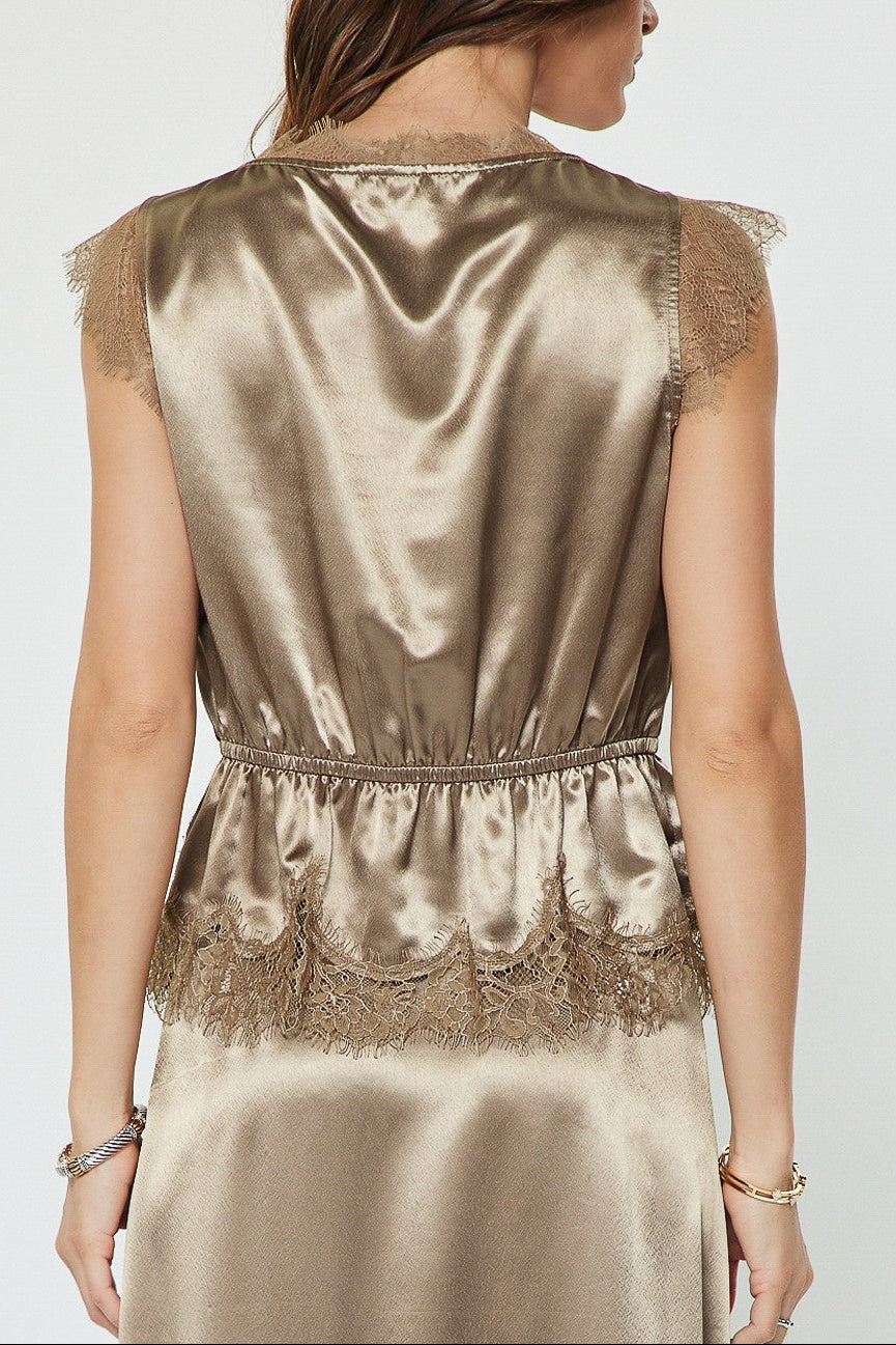 Sailor Lace Satin Top In Brown