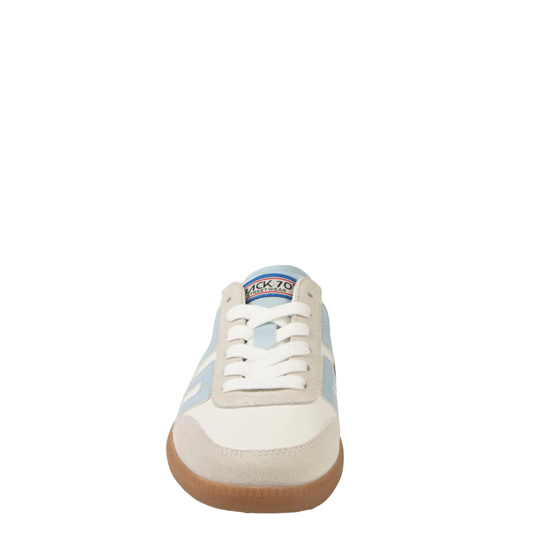 Back 70 Easter Sneakers in Light Blue